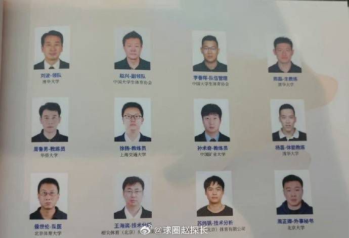 扒开胸罩露出奶