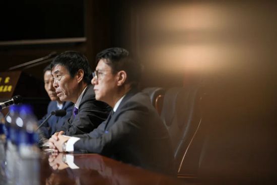 亚洲人辣妹窥探嘘嘘
